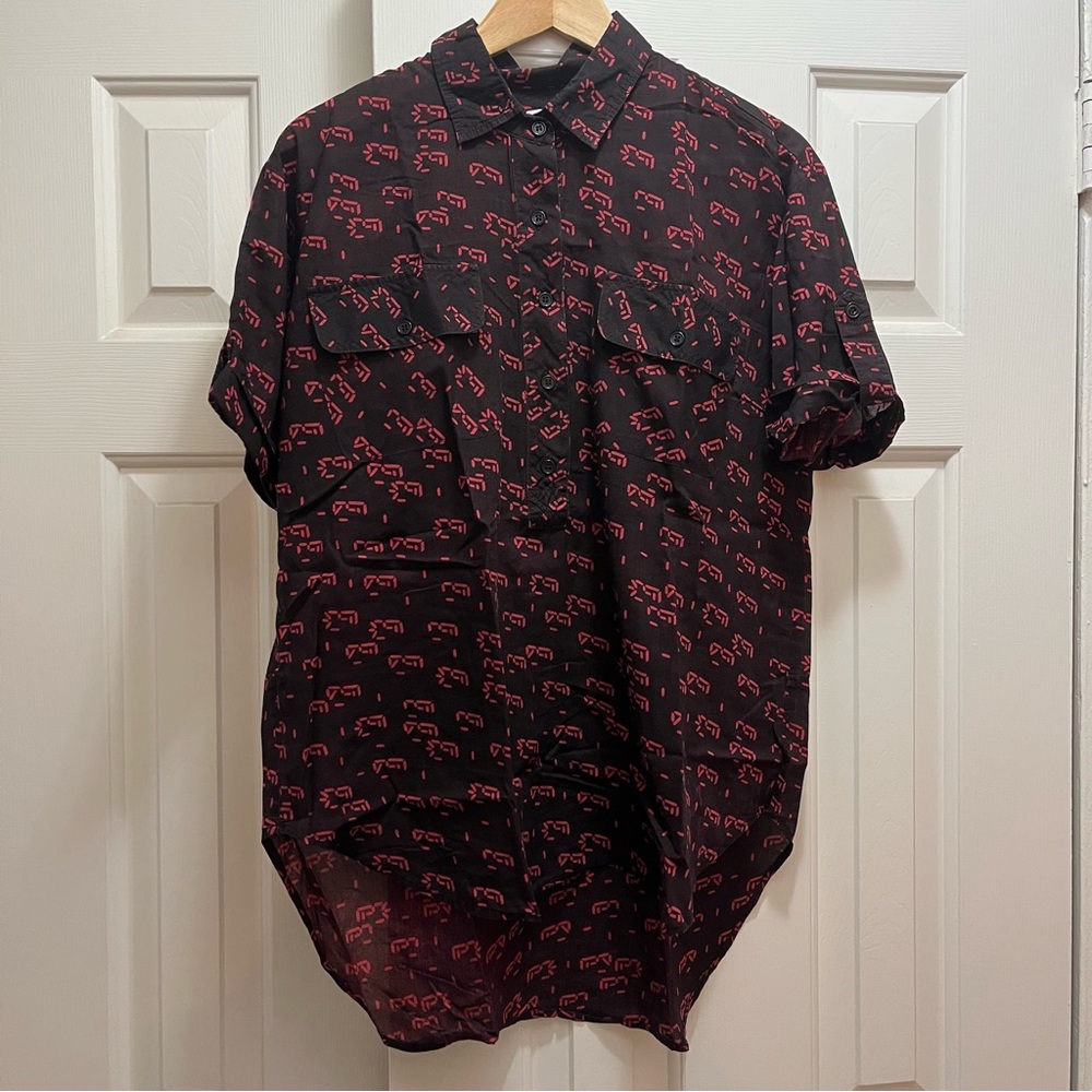 Built By Wendy Button Pullover Shirt / Digital Clock Print / XS Oversized
